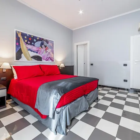 Πανσιόν In - Termini Train Station