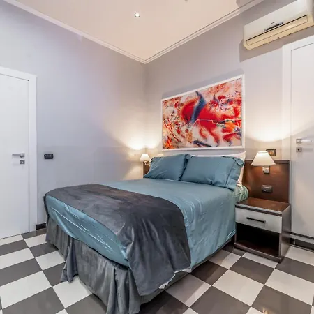 Πανσιόν In - Termini Train Station 4*