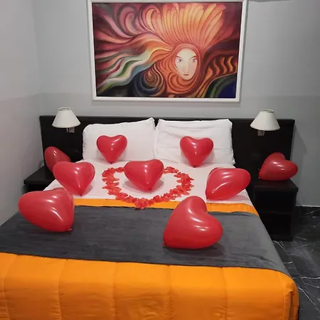 Πανσιόν In - Termini Train Station 4*