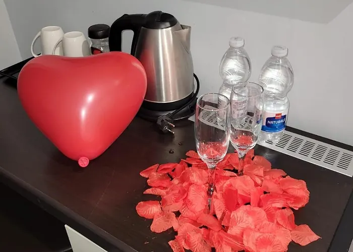 Gasthof In - Termini Train Station 4*